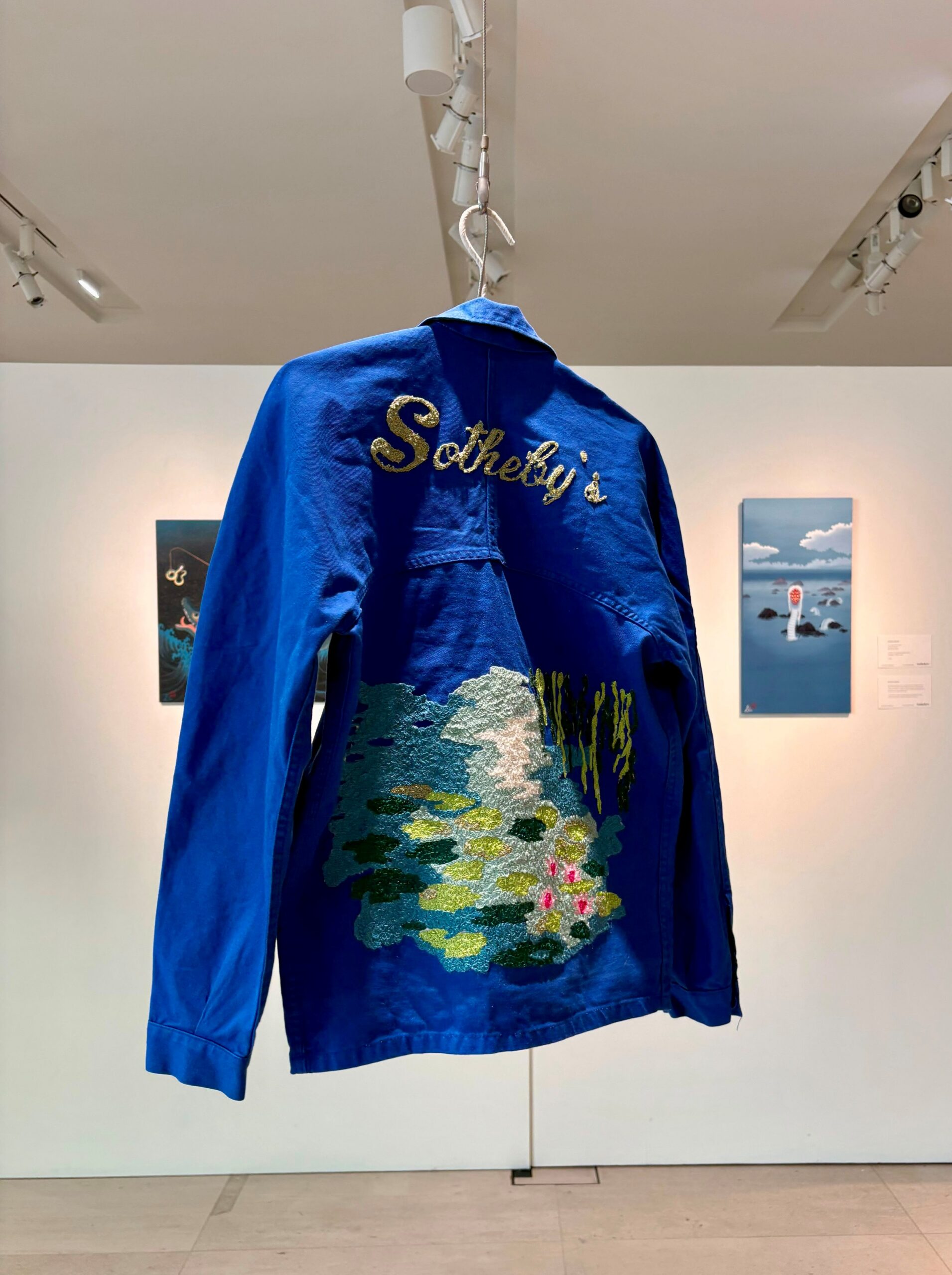 Veste brodée à la main, pièce Atelier Selab